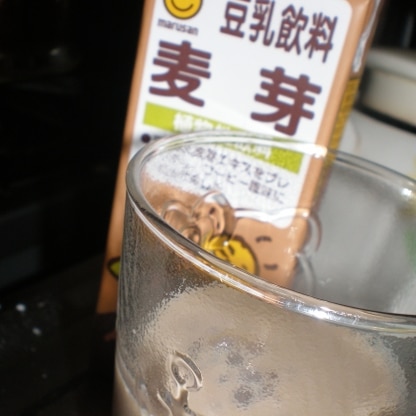 小粒のタピオカで代用です。以前から麦芽の豆乳が気になっていたので購入のきっかけになりました。